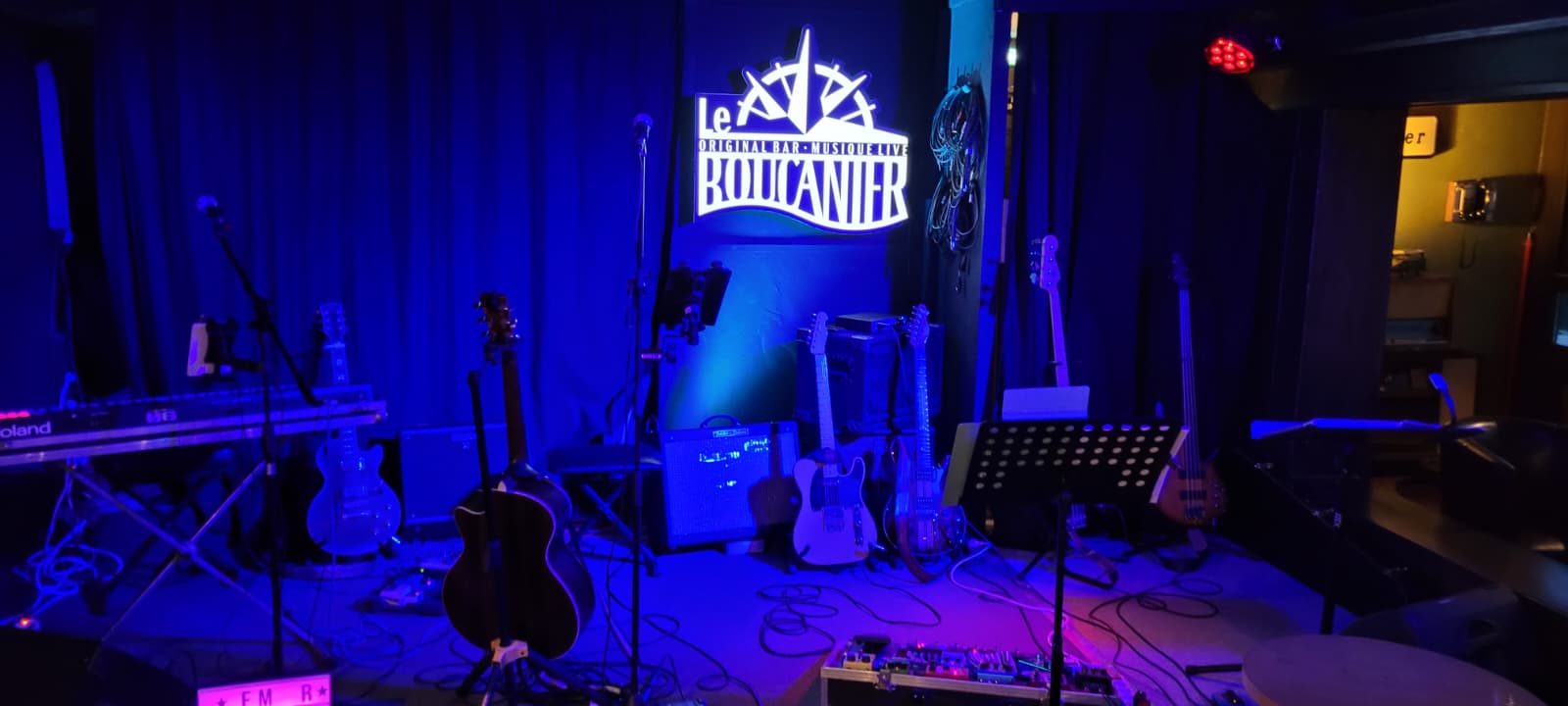 FmR en concert au Boucanier, péniche-restaurant de Mantes-la-Jolie (78), 9 mai 2026, photo 3