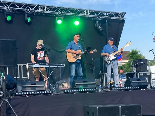 FMR en concert à Ezy sur Eure, photo 1